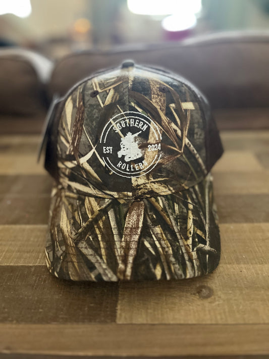 Realtree structured white logo